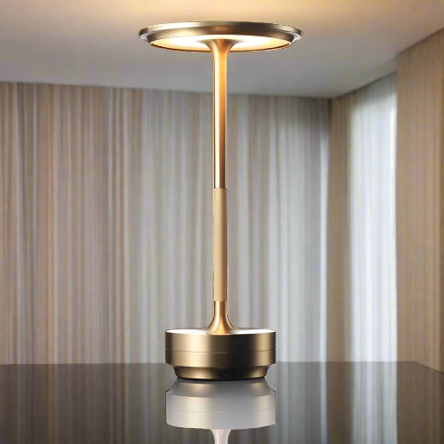 Aro Lights | Minimalistische Luxe Metalen Tafellamp, Bureaulamp, nachtkast lamp