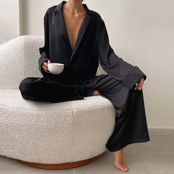 Eline Satijnen huispak Set | Luchtige Trendy Zwarte blouse en broek voor dames