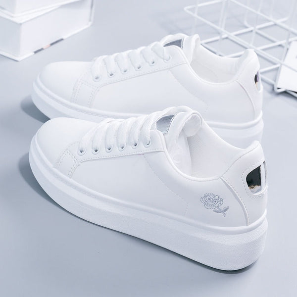 Queen witte sportschoenen | Witte damesschoenen met ergonomische zool